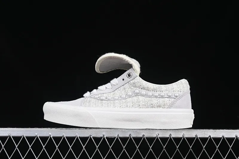 All categories Vans Vans series Vans Low Vans low-top Vans Skool Ext pearl white long tongue low-top casual sneakers VN000EEMQC5